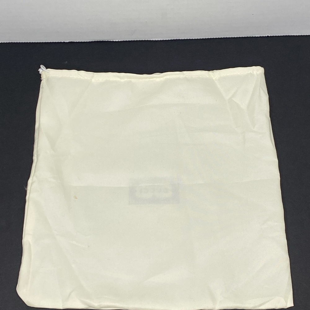 Gucci Dust Bag - Picture 2 of 3